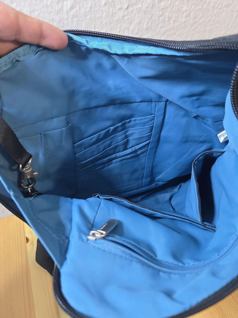Crossbody Shoulder Bag - Travelon